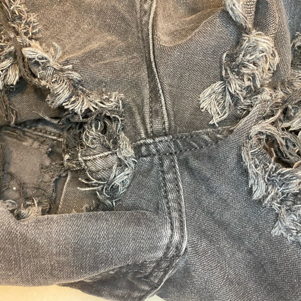 Distressed Express Shorts! - Picture 3 of 3